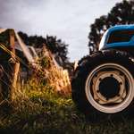 Ten Minutes by Tractor