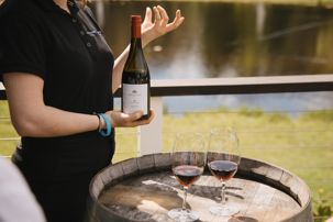 Ampersand Estates_Wa_Outside_Tasting