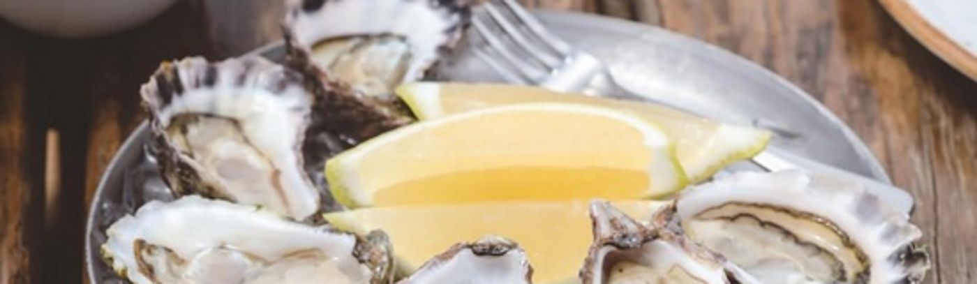 Oysters & Champagne