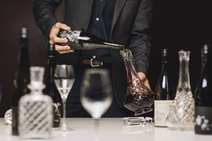 Moorilla Decanting_36954259865_O